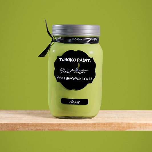 Asgat is a lively chartreuse green, reminiscent of sun-drenched landscapes.