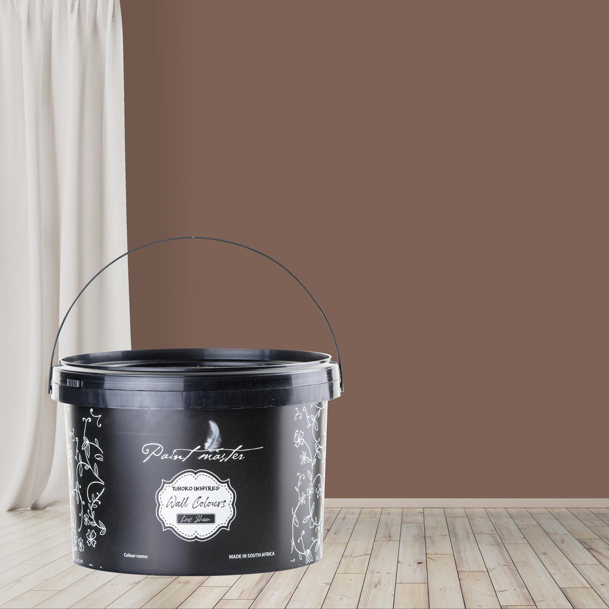 Eye of Elsie Wall Paint - A Mysterious Shade of Deep Brown