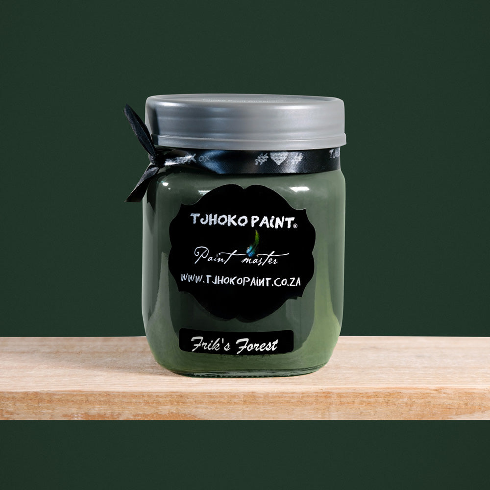 Friks Forest is a deep, mysterious shade of green reminiscent of dense woodland foliage.