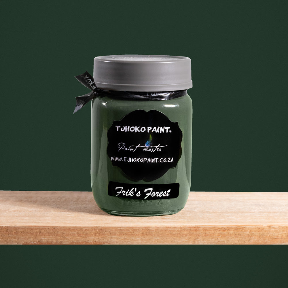 Friks Forest is a deep, mysterious shade of green reminiscent of dense woodland foliage.