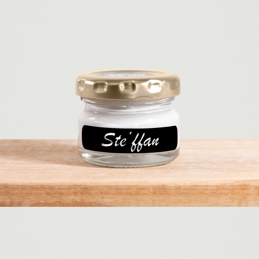 Steffan is a serene shade of off-white, reminiscent of freshly fallen snow.