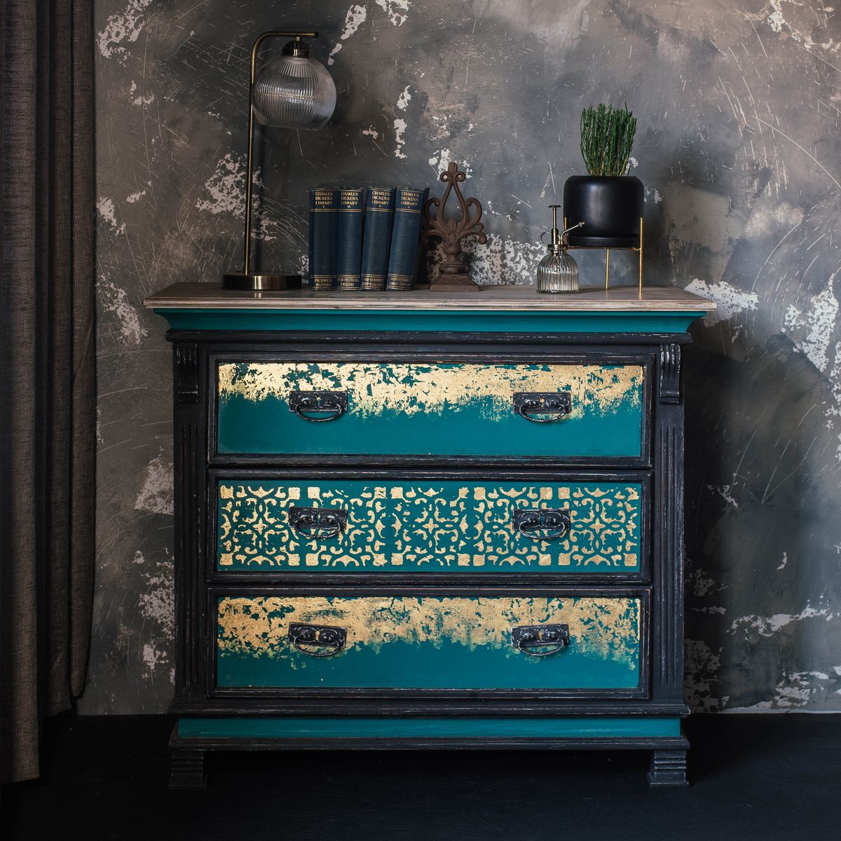 J'co is a deep, mysterious shade of green with a teal vibe, reminiscent of dense forest foliage.
