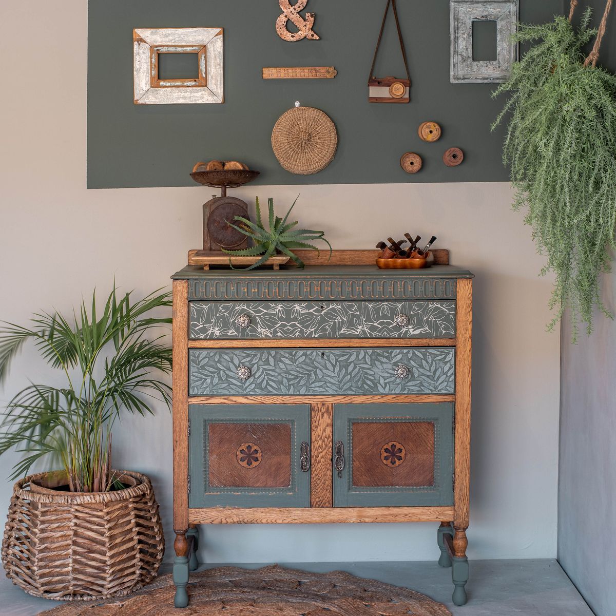 Maestro is a rich, earthy shade of green with hints of warmth.