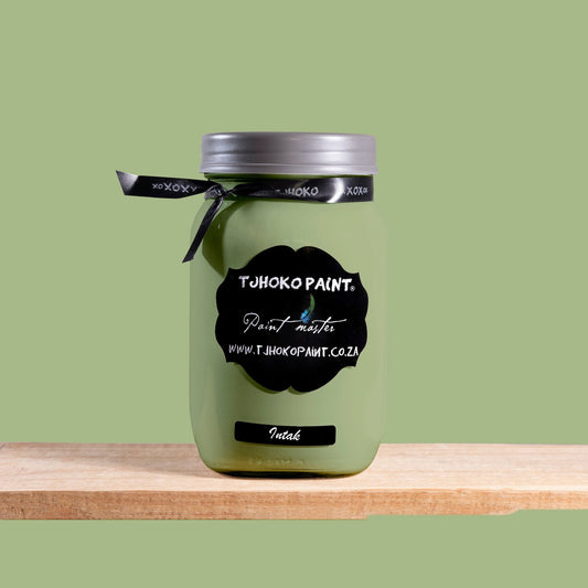 A soft, calming green that draws its inspiration from nature’s quiet beauty
