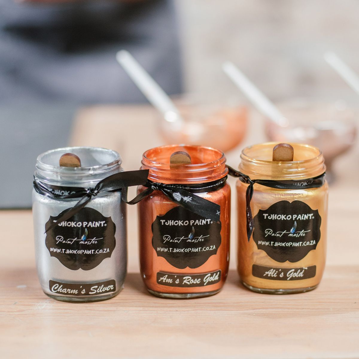 Tjhoko Paint offers a striking range of water-based, non-toxic metallic paints in Silver, Gold and Rose Gold.